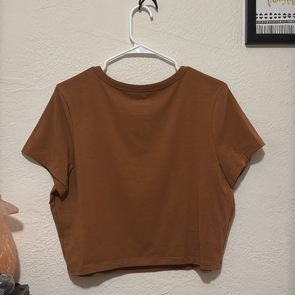 Basic Crop Top - Picture 5 of 5
